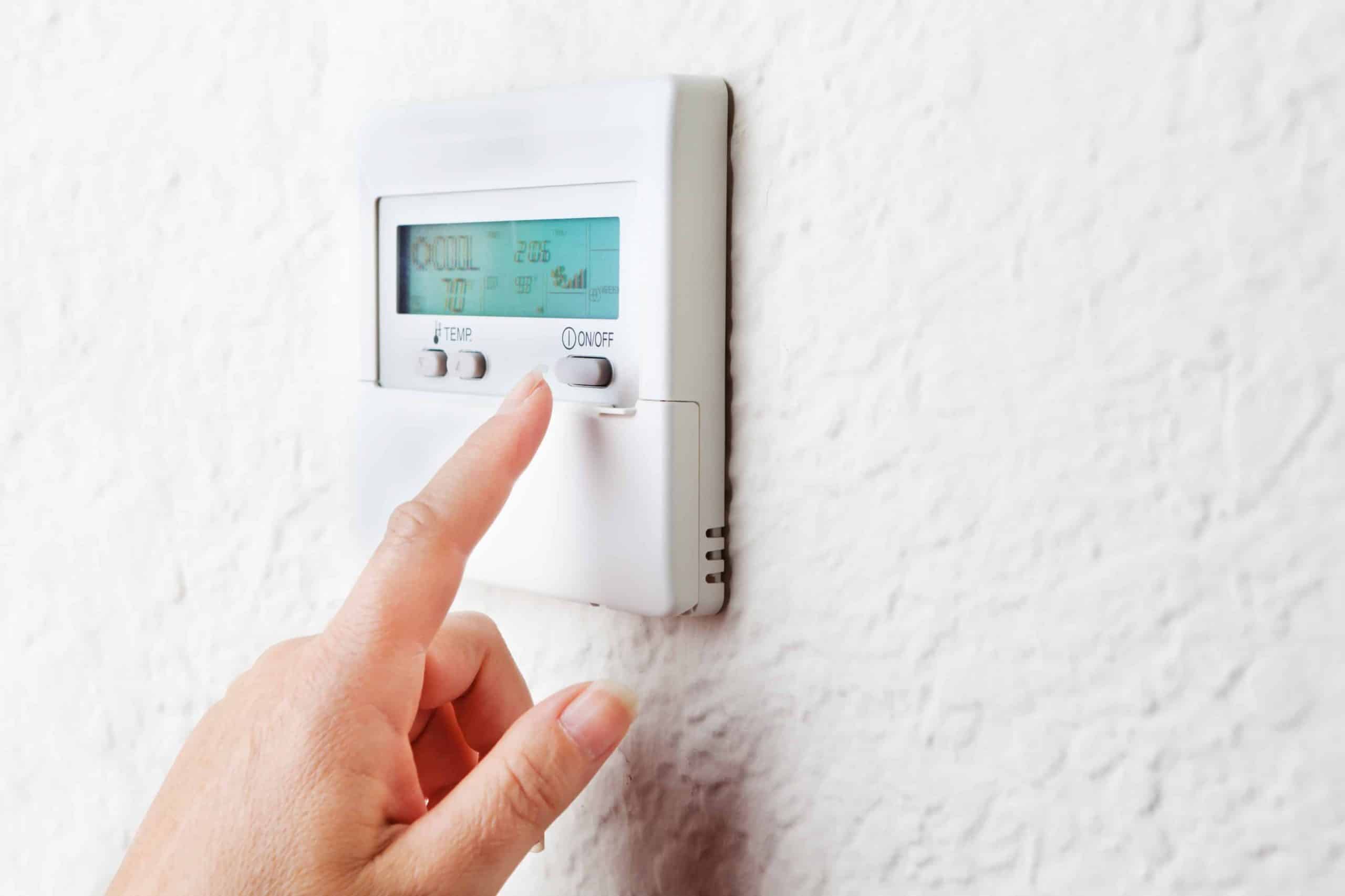 Common Thermostat Problems and How They Impact Cooling